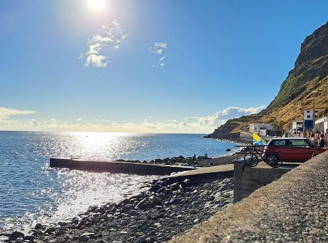 Castro Villa Estreito Da Calheta
