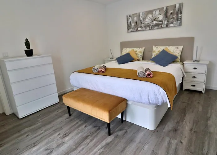 Castro * Estreito Da Calheta